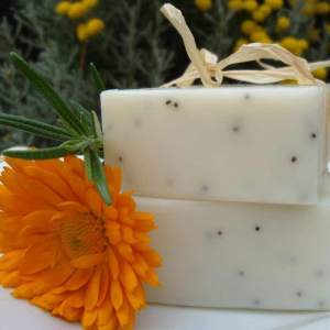 Scrub Soap | Poppy Body Scrub Soap Bar - Artisan Cosmetics